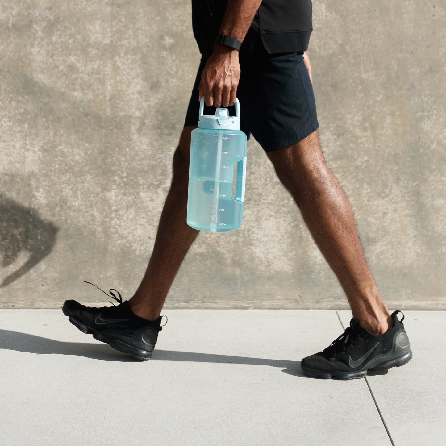 goals-gallon-128oz-water-bottle-with-straw-s3 A75I8756.jpg